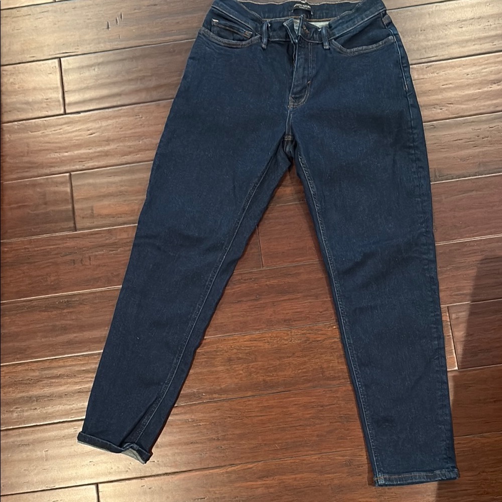 Banana Republic Relaxed Fit Jeans - Dark Blue. Tapered Fit 31Wx30L